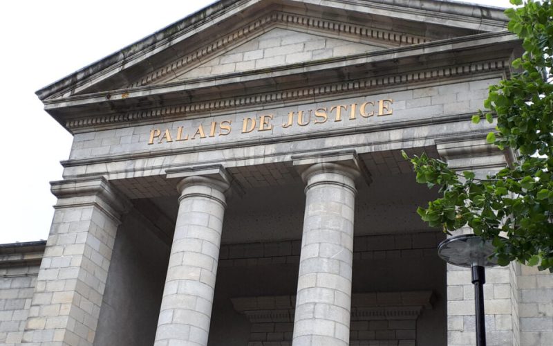 Quimper : il menace un père de famille avec un couteau devant l&rsquo;école primaire, « c&rsquo;est ma façon habituelle de m&rsquo;exprimer »