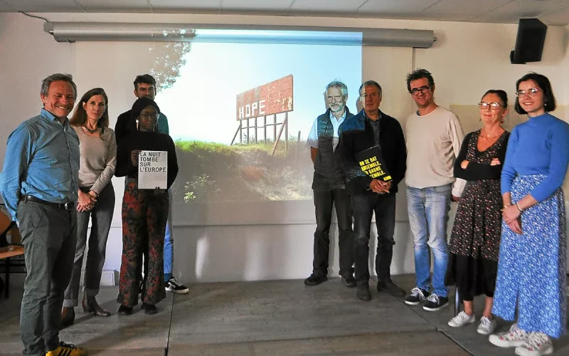 Guingamp : exposition pour exiger l&rsquo;accueil des migrants clandestins
