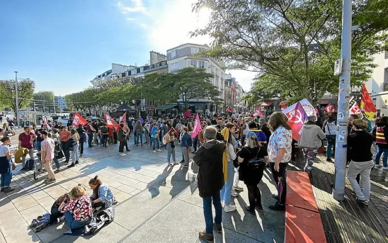 Lorient : 300 éléments de l&rsquo;extrême-gauche française manifestent