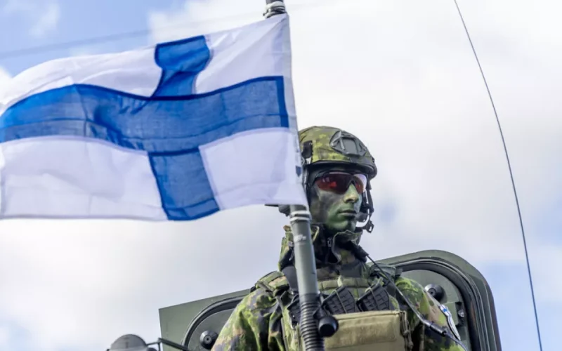 En ouvrant son territoire à l&rsquo;armée américaine, la Finlande hypothèque son indépendance nationale