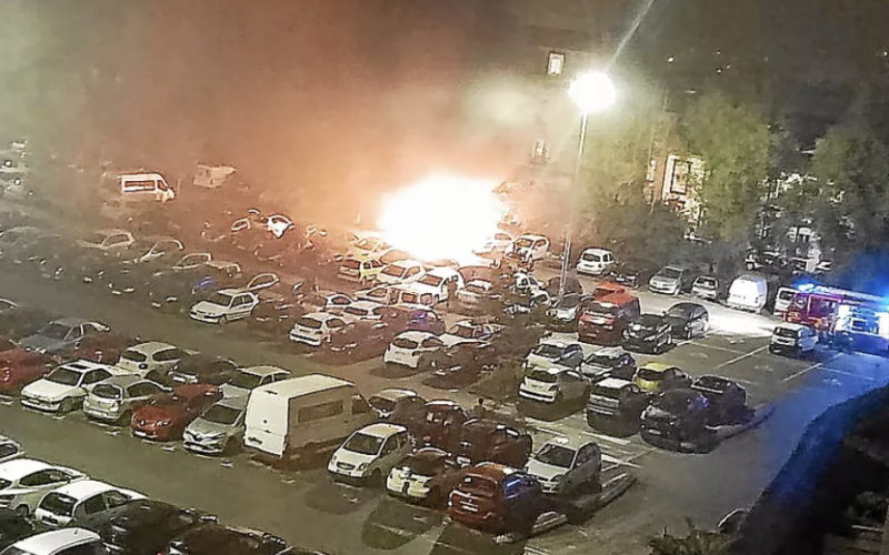 À Brest, quatre voitures incendiées sur le parking de Kerfautras
