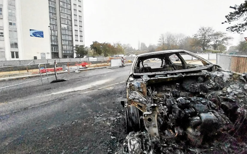 Brest : embuscade tendue contre les pompiers dans le quartier multiculturel de Bellevue (voiture incendiée, tirs de mortier)