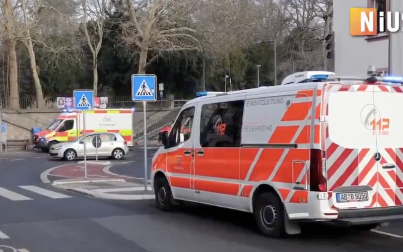 Allemagne : un migrant afghan attaque un groupe scolaire au couteau et tue deux personnes, dont un enfant de 2 ans