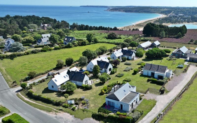 Pour rendre leurs logements aux Bretons, abolir la taxe foncière et la remplacer par une taxe sur les résidences secondaires, les logements vacants et les locations saisonnières (Éditorial)