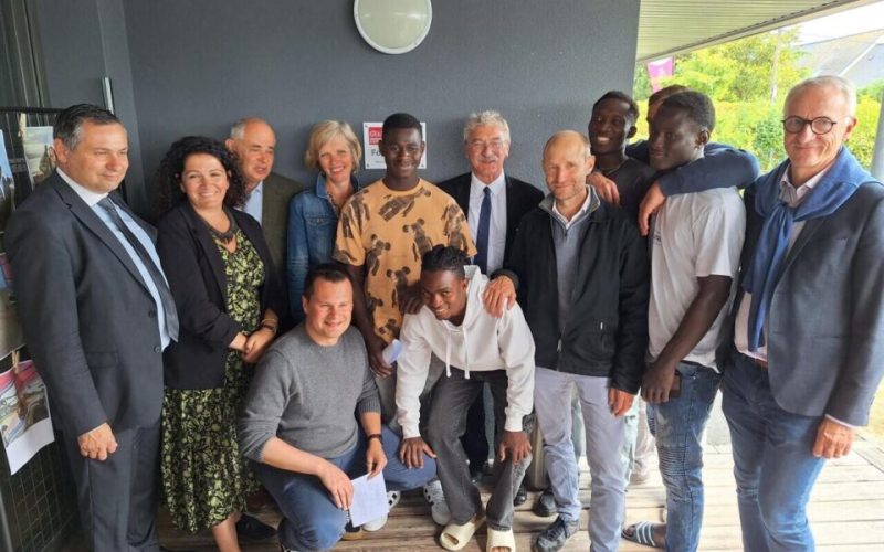 Dol-de-Bretagne : 40 000 € par migrant clandestin « mineur », tandis que 1000 enfants handicapés restent sans place d&rsquo;accueil