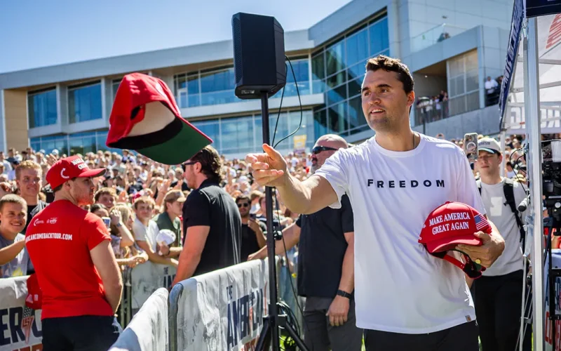 Éditorial : La violence de l’extrême-gauche, un fléau global