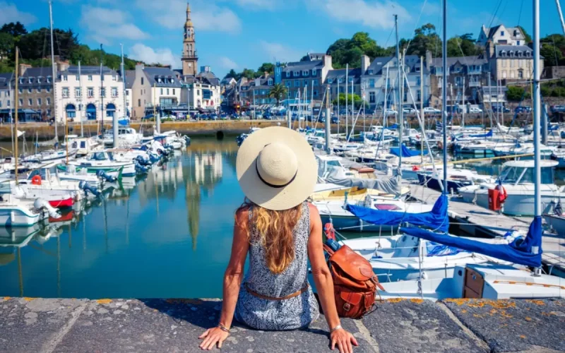 Sant-Brieg (Saint-Brieuc) : un migrant clandestin d&rsquo;Algérie s’introduit dans un appartement et agresse sexuellement une Bretonne qui dormait