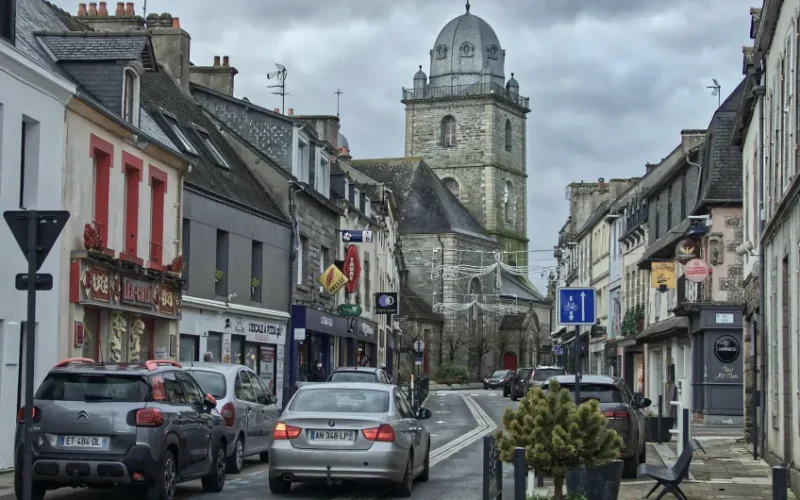 Loudéac : « la femme doit être l’esclave de l’homme », un Roumain jugé pour des violences sur sa femme et sa fille