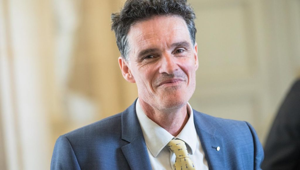 L’opportunisme sans fin de Paul Molac : un parcours en zigzag au service de la gauche française, et une nouvelle manœuvre pour 2028