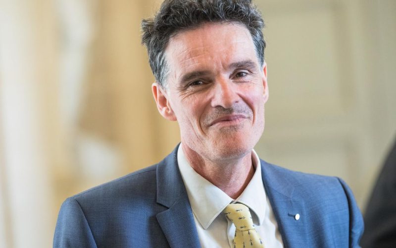 L’opportunisme sans fin de Paul Molac : un parcours en zigzag au service de la gauche française, et une nouvelle manœuvre pour 2028