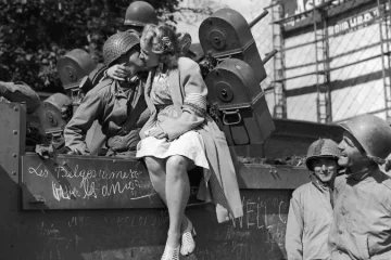 Éditorial : le 8 mai 1945 et l&rsquo;imposture de la résistance française