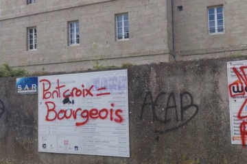 Des anarchistes vandalisent la ville de Pont-Croix