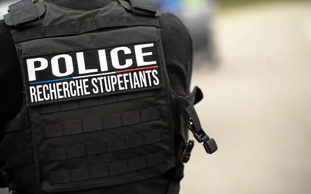 Saint-Brieuc : jugés « vulnérables » par la justice française, pas d&rsquo;expulsion pour un Égyptien et un Syrien arrêtés après la saisie de 2 kg de stupéfiants dans leur logement attribué gratuitement par une association pro-migrants
