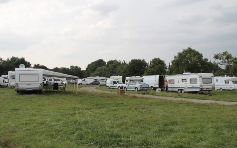 Plouézec : menacé par des nomades en voulant empêcher une installation illicite, le maire dépose plainte