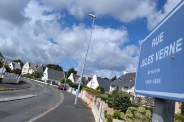 « Ça devient un quartier chaud » : à Trégueux (Côtes d&rsquo;Armor), malgré les expulsions de criminels étrangers, voiture incendiée et cambriolages en série