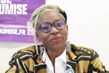 Originaire de Centrafrique, l&rsquo;ancienne migrante clandestine Régine Komokoli (LFI) dénonce le « racisme » des Bretons qui critique son soutien à l&rsquo;immigration massive